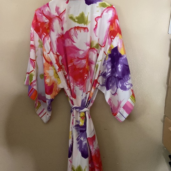 Natori colorful patterned robe - Picture 6 of 9